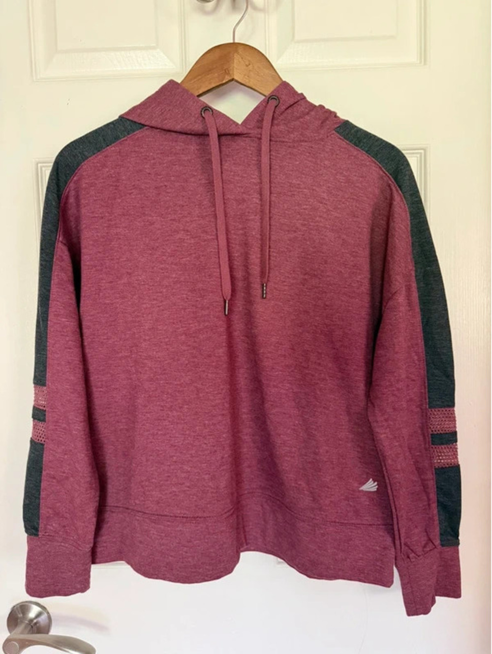 Free2b Activewear Pullover Hoodie